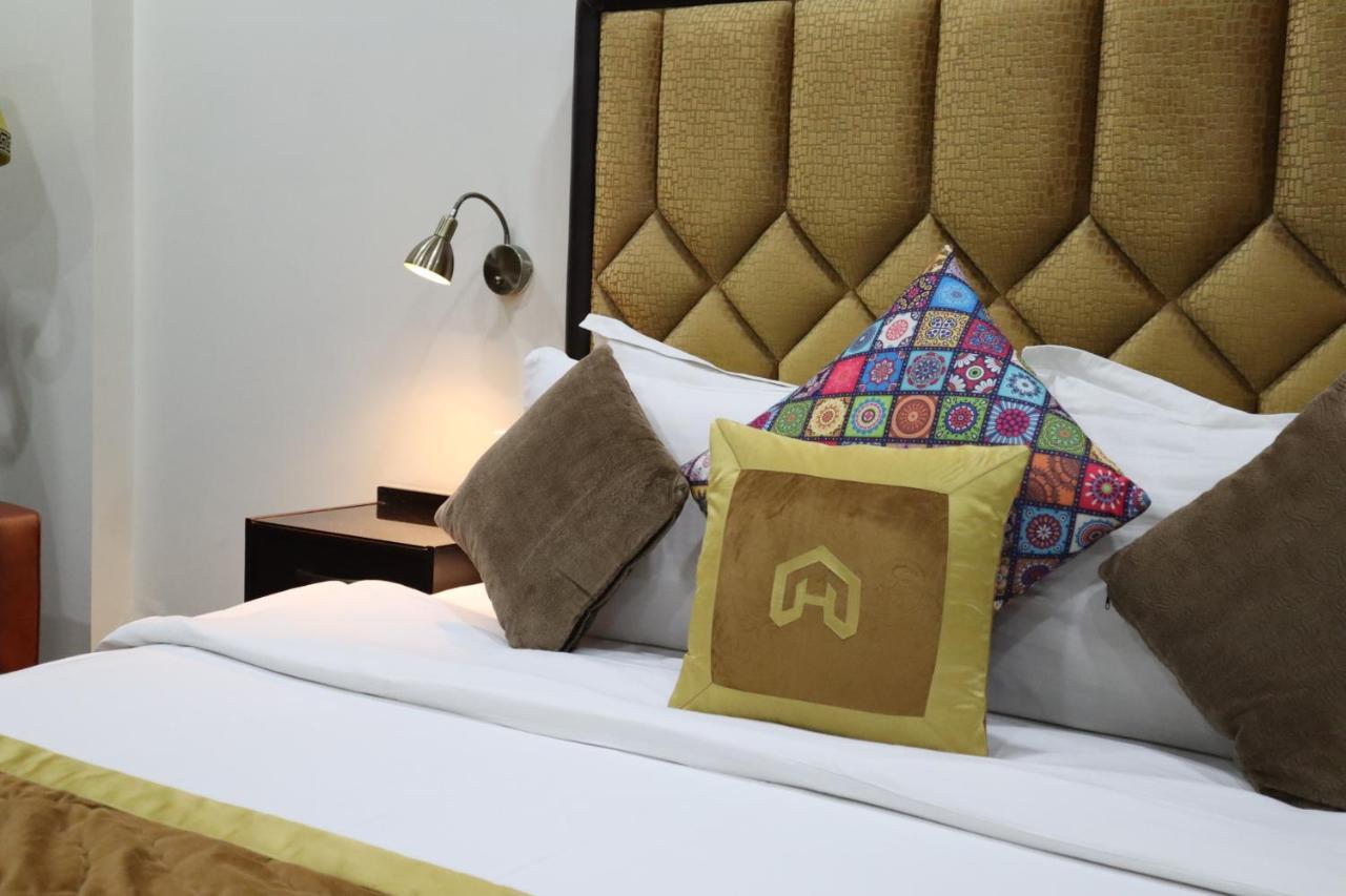 Hayyat Luxury Hotel Suites Lahore Ngoại thất bức ảnh