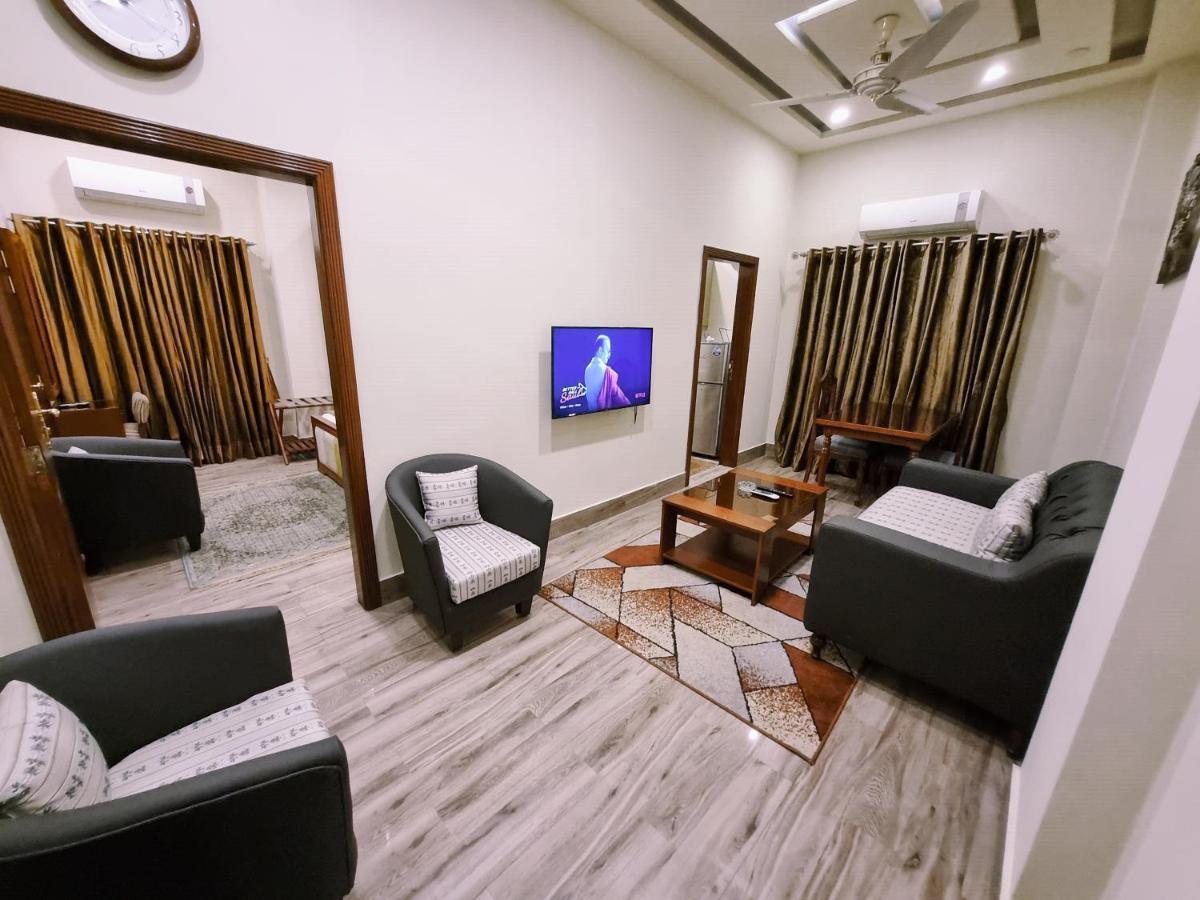 Hayyat Luxury Hotel Suites Lahore Ngoại thất bức ảnh