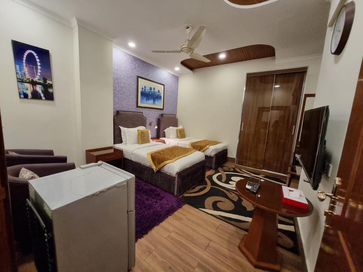 Hayyat Luxury Hotel Suites Lahore Ngoại thất bức ảnh