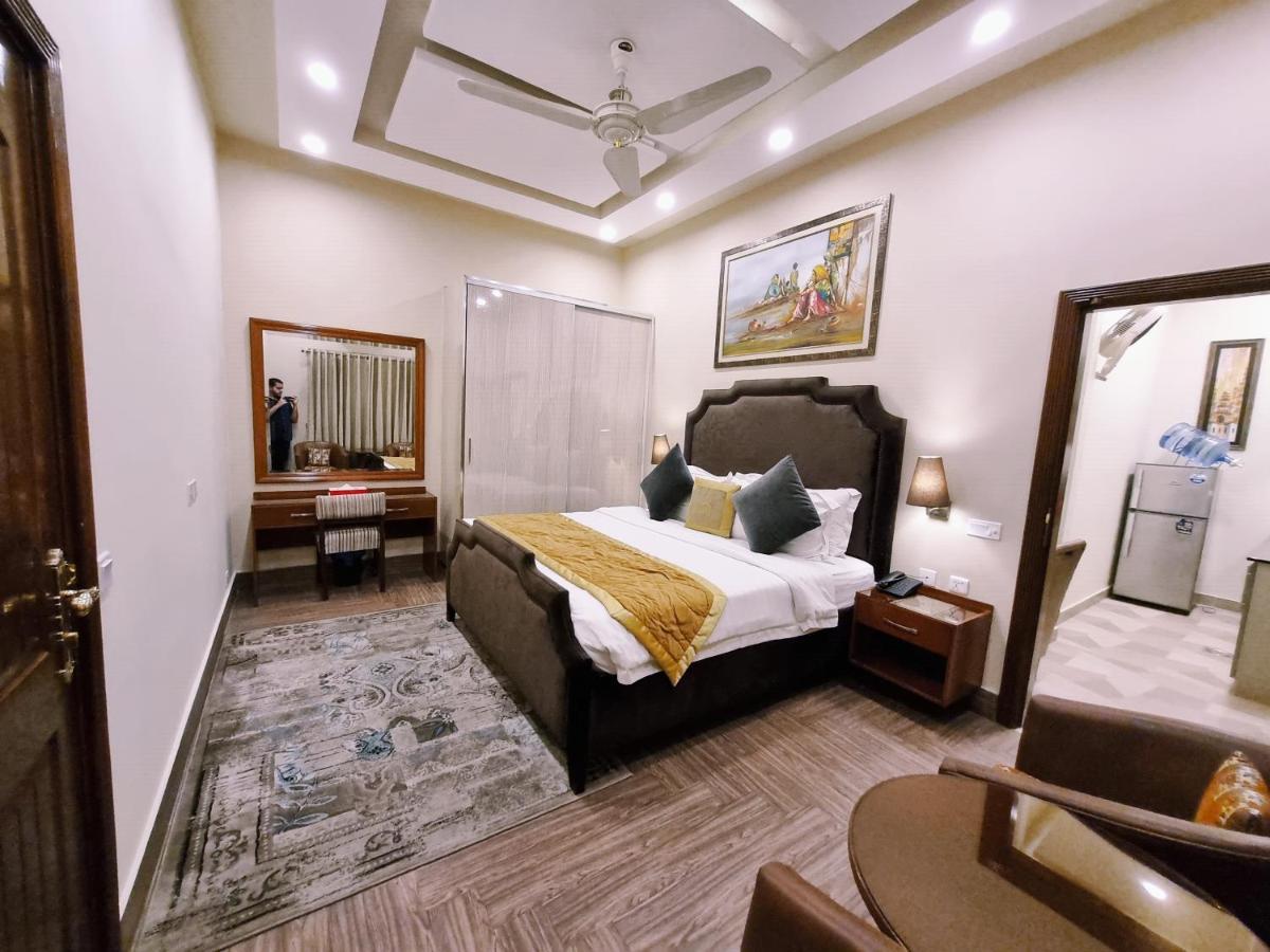 Hayyat Luxury Hotel Suites Lahore Ngoại thất bức ảnh